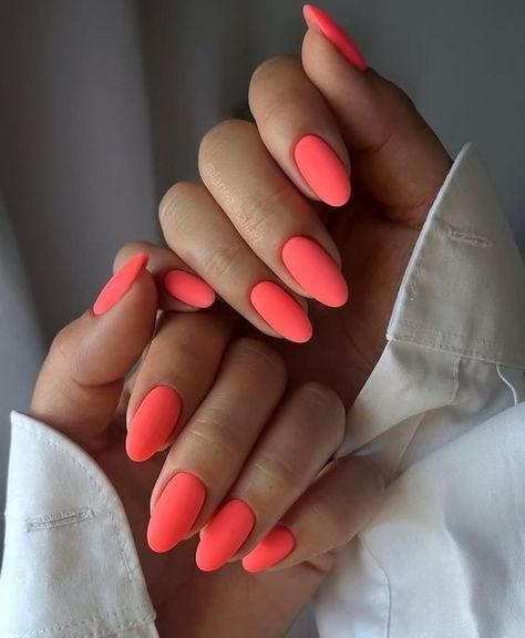 Vibrant Summer Nail Colors, Cancun Nail Ideas, Nail Colors That Make You Look Tan, Bright Coral Nails, Almond Summer Nails, Neon Coral Nails, Coral Nails With Design, Free Nails, Summer Nails 2024