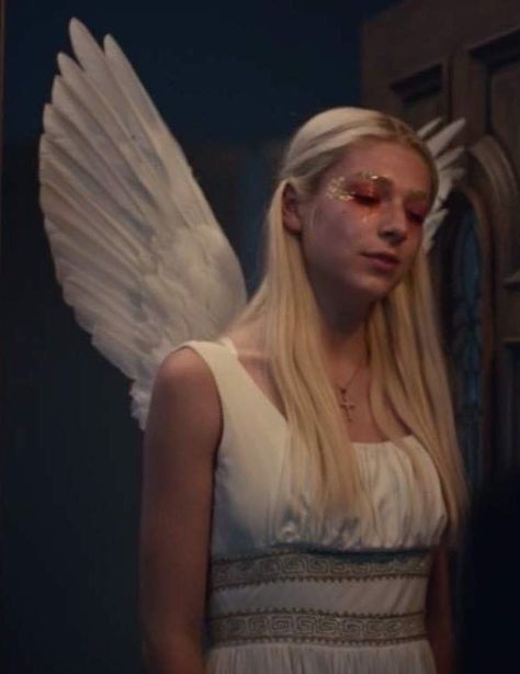 Hunter Schafer, Angel Wings, A Woman, Blonde, Angel, Halloween, Hair, White