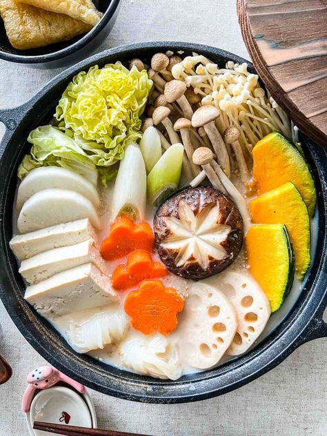 Soy Milk Hot Pot (Tonyu Nabe) 豆乳鍋 - Okonomi Kitchen Nabe Recipe, Okonomi Kitchen, Veg Meals, Hot Pot Recipe, Vegan Japanese, Easy Japanese Recipes, Aircraft Interiors, Japanese Recipes, Asian Soup