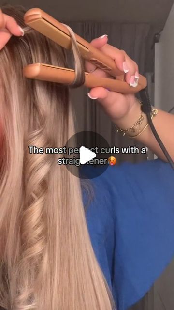 @aem.beaute on Instagram: "how to curl your hair with a straightener 🔥 Follow @aem.beaute credit tk@selenabosscha Please Turn the notifications on) • • Follow : @aemhijab 💖🔥 • • Follow : @aem.beaute , for more amazing looks and daily makeup inspiration 💗 • • 🔥 Follow @aem.home" Hair Styles With Curls Easy, How To Curl Your Hair With Hair Straightener, How Curl Hair With Straightener, How Can You Curl Your Hair With A Straightener, Hair Straightener Tricks, Ways To Curl Ur Hair With A Straightener, How Do You Curl Your Hair With Straightener, How To Do Your Hair With A Straightener, How To Curl Using Straightener