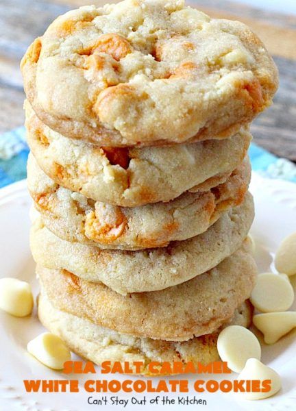 Salted Caramel Cookies Recipe, Sea Salt Chocolate Chip Cookies, Salt Chocolate Chip Cookies, Caramel Chips, Salted Caramel Cookies, Caramel Chocolate Chip Cookies, White Chocolate Cookies, Summer Cookies, Dessert Chocolate