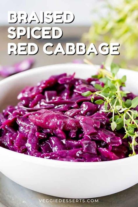 German Red Cabbage Recipe, Spiced Red Cabbage, German Red Cabbage, Red Cabbage Recipe, Red Cabbage With Apples, Simple Appetizers, Cabbage Side Dish, Sweet And Sour Recipes, Scandinavian Recipes