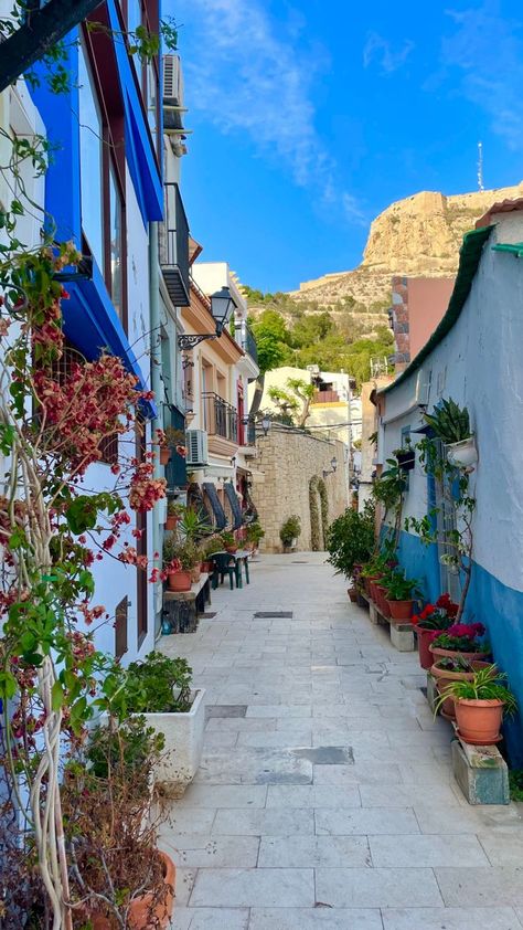 Romantic travel destinations Alicante Spain Aesthetic, Spain Aesthetics Outfit, Alicante Aesthetic, Spain Alicante, Murcia Spain, Spain Aesthetic, Spain Trip, Kids' Vacation, Family Vacations For Adults