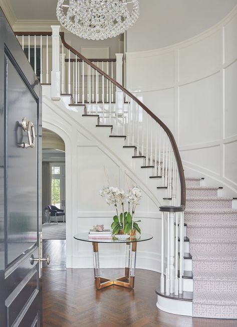 Jane Beiles-Photography Morgan Harrison Design entry with curved staircase Curved Staircase Foyer, Foyer Paint, Foyer Wall Decor, Entryway Stairs, Foyer Wall, Foyer Staircase, Entryway Foyer, Entry Stairs, Harrison Design