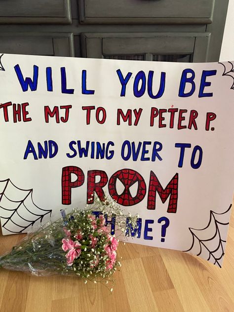 Best Prom Proposals, Spiderman Promposal, Creative Prom Proposal Ideas, Cute Hoco Proposals, Homecoming Poster Ideas, Formal Proposals, Cute Promposals, Spring Makeup Looks, Prom Posters