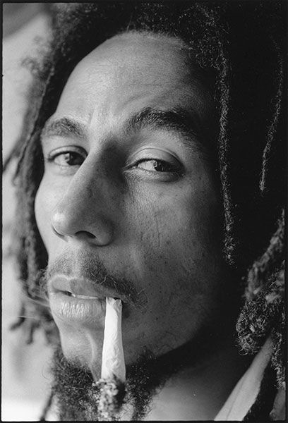 Bob Marley, Portrait #4 Bob Marley Pictures, Bob Marley Art, Robert Nesta, Nesta Marley, The Wailers, Reggae Music, Celebrity Portraits, Music Legends, White Photo