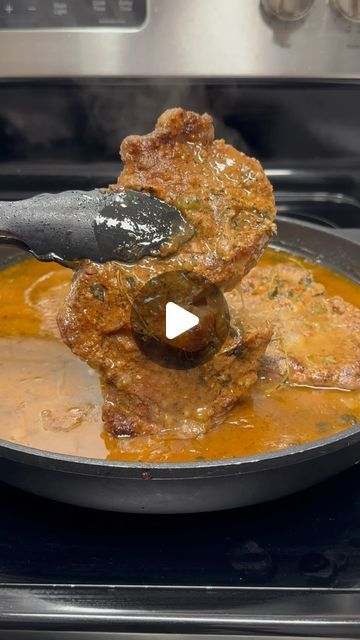 LaKisha Cooks 4u 🧑🏽‍🍳🤤 on Instagram: "Smothered Ribeyes 🧑🏽‍🍳🔥 • #steak #ribeye #smotheredsteak #smothered #dinner #dinnerideas #dinnerrecipes" Gravy Steak Recipes, Smothered Ribeye Steak And Gravy, Ribeye Steak Recipes Stovetop, Smothered Ribeye, Thin Ribeye Steak Recipes, Smothered Steak And Gravy, Smothered Ribs, Thin Steak Recipes, Parmesan Crusted Steak