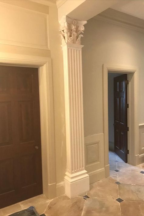 Indoor Pillar Ideas, Pilaster Design, Piller Design Ideas Modern, Indoor Columns Ideas, Diy Pillars Columns, Pillar Design Interior Modern, Interior Columns Ideas, Interior Column Design, Pillar Design Interior