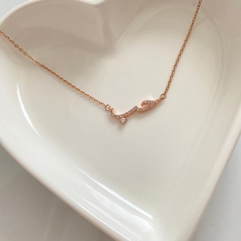 "This \"Love\" in Arabic necklace is a beautiful stainless steel with silver, rose gold and gold plated and cubic zirconia stones. The necklace is high quality and are perfect gift for your loved ones or just for yourself. It is great and amazing to wear daily and it is stylish and effortless everyday wear. Available in Gold, Rose Gold and Silver." Font Arabic, Love In Arabic, Love Calligraphy, Arabic Necklace, Love Birthday Quotes, Gold Jewellry, Eid Gift, Cute Slippers, Gold Jewelry Simple