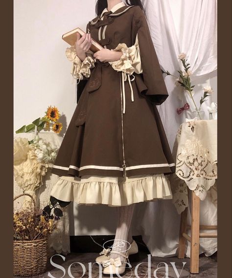 Gaun Abad Pertengahan Inggris, Royal Core Outfits Casual, Gaun Abad Pertengahan, Traditional Gowns, Kawaii Fashion Outfits, Dress Aesthetic, Anime Dress, Princess Outfits, Kawaii Clothes