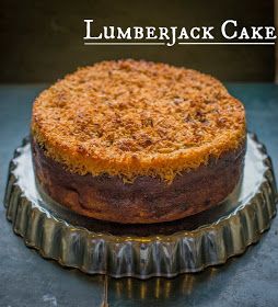 Lumberjack Cake Recipe, Lumberjack Cake, Apple Cakes, Lumber Jack, Dessert Original, Eggless Desserts, Coconut Caramel, Apple Cake Recipes, Baked Spaghetti