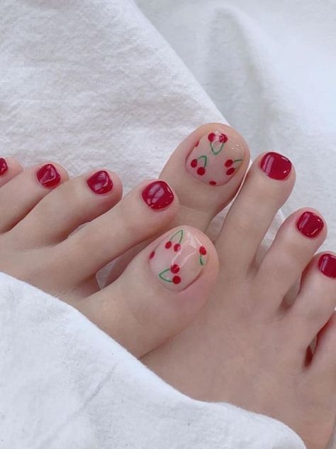 Korean summer pedicure: red toe nails with cherries Korean Pedicure, Subtle Manicure, Orange Toe Nails, Toenail Designs Summer, Simple Toe Nails, Feet Nail Design, Summer Pedicure, Pedicure Nail Designs, Pedicure Ideas