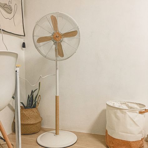 Room makeover inspired. Wooden Asahi Electric Fan Bedroom Floor Fan Ideas, Floor Fan In Bedroom, Electric Fan Aesthetic, Aesthetic Slides, Aesthetic Room Makeover, Aesthetic Fan, Bedroom Fan, Wooden Fan, Room Fan