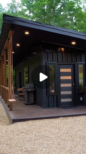 Diy Shipping Container Homes, Shipping Container Pool House, Shipping Container Homes Plans Layout, 20 Foot Container Home, Seacan Homes Container Houses, 40ft Container Shop Design, Container Workshop, Small Shipping Containers, Shipping Container Workshop