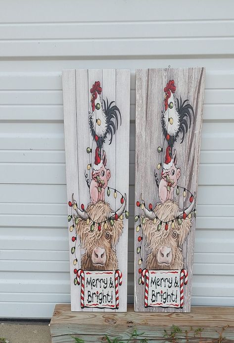 Fence Post Christmas Decor, Christmas Porch Leaners, Leaner Boards, Cow Signs, Barnyard Christmas, Post Christmas Decor, Christmas Porch Signs, Cow Pig Chicken, Porch Diy