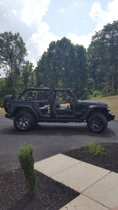 Jeep Rubicon 4 Door Interior, Black 4 Door Jeep Wrangler, Black Keep Wrangler, Jeep With No Doors, Jeep Wrangler No Doors, Jeep Wrangler Rubicon Black, Jeep Rubicon 4 Door, Blacked Out Jeep Wrangler, All Black Jeep