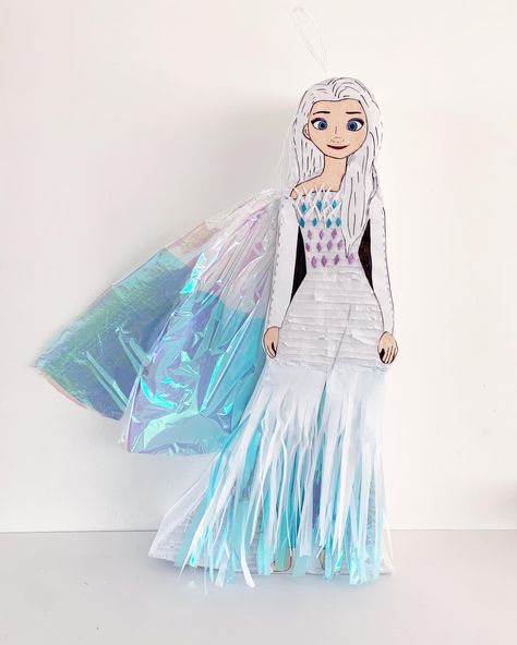 Elsa Frozen 2, Disney Frozen Party, Elsa Birthday, Piñata Ideas, Mini Pinatas, G K, Frozen Birthday Party, Frozen Party, Frozen Birthday