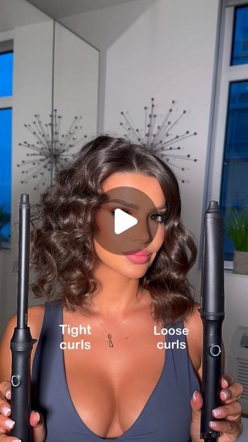 Foinika Kay on Instagram: "Which side is your favorite? ✨

 0.5” Curling Wand or 0.9” tapered curling wand
@ghd_northamerica 
#shorthair #hairtutorial #curlyhair #wavyhair" Wand Hair Curls, Curling Wand Hairstyles, Small Wand Curls, Curling Wand Waves, Foinika Kay, Tapered Curling Wand, Wand Curler, Small Curls, Wand Hairstyles