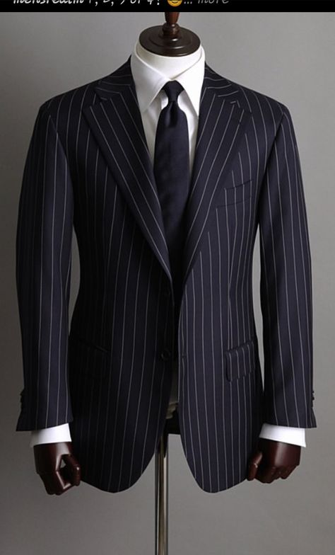 Jazzy Outfits, Bond Suits, Classic Gentleman, Expensive Suits, Older Mens Fashion, Stylish Mens Suits, Suit Man, Black Suit Men, African Wear Styles For Men