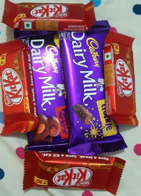 Happy Coklat Day, Chocolate Day Snap, Coklat Day, Chocolate Day Pic, Chocolate Day Pictures, Food Status, Chocolate Tumblr, Dairy Milk Silk, Happy Chocolate Day