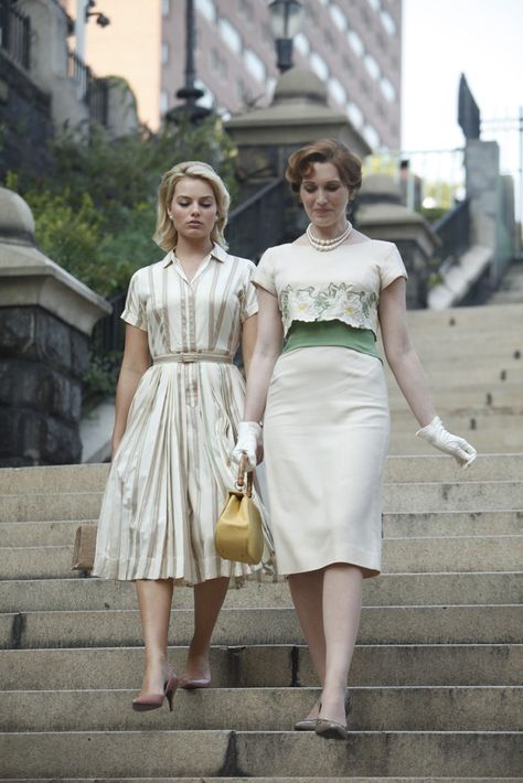 Laura and Judith Cameron - Margot Robbie and Kate Jennings Grant in Pan Am, set in 1963 (TV series 2011-2012). 1963 Outfits, 1940s Summer, Breakfast Outfit, 60 Outfits, Librarian Style, Singer Fashion, 1950s Outfits, Retro Looks, Pan Am