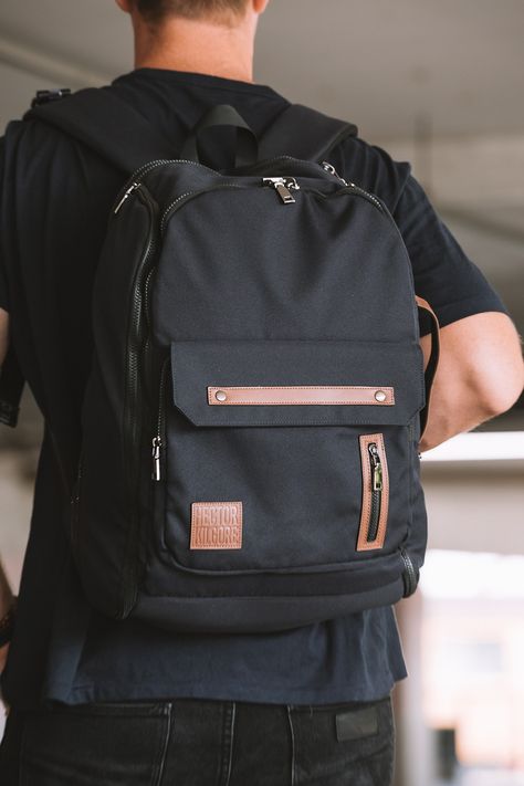 Backpack For Men Fashion, Traveling Backpack For Women, Men’s Backpack, Stylish Backpacks For Men, Backpack Design Concept, Bagpack Men, Mens Designer Backpacks, Backpack Designs, Mens Backpacks