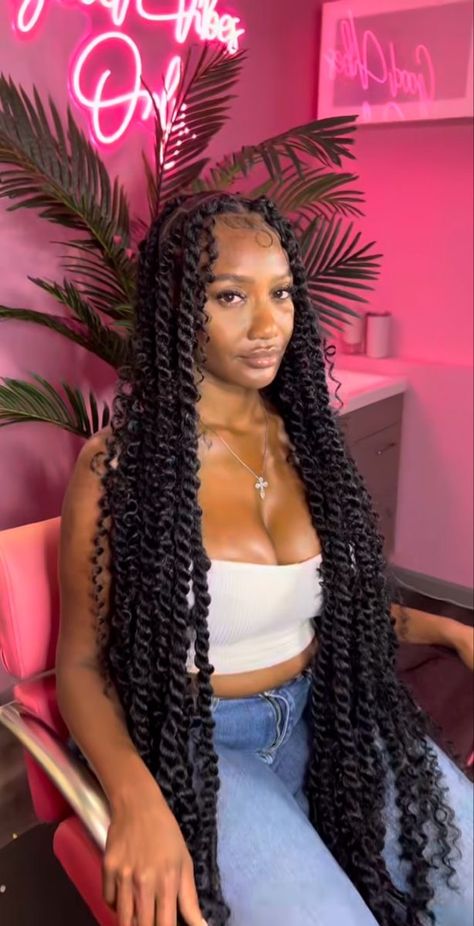 Long Big Twists For Black Women, 613 Passion Twists Black Women, Cute Big Braids Hairstyles, Big Curly Braids, Large Havana Twists Long, Jumbo Boho Twists Black Women, Distressed Twists, Big Island Twist, Jumbo Cuban Twist