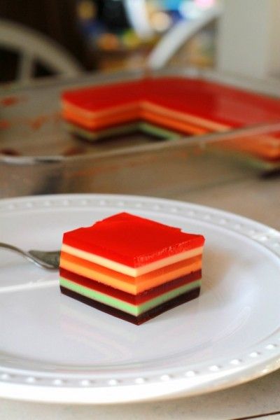 seven layer jello Turned out really well. About 40 minutes for the pure jello layers to harden Layer Jello, Rainbow Jello Recipe, Layered Jello Recipe, Jello Mold Recipes, Rainbow Jello, Jello Flavors, Layered Jello, Jello Dessert Recipes, Jar Recipes