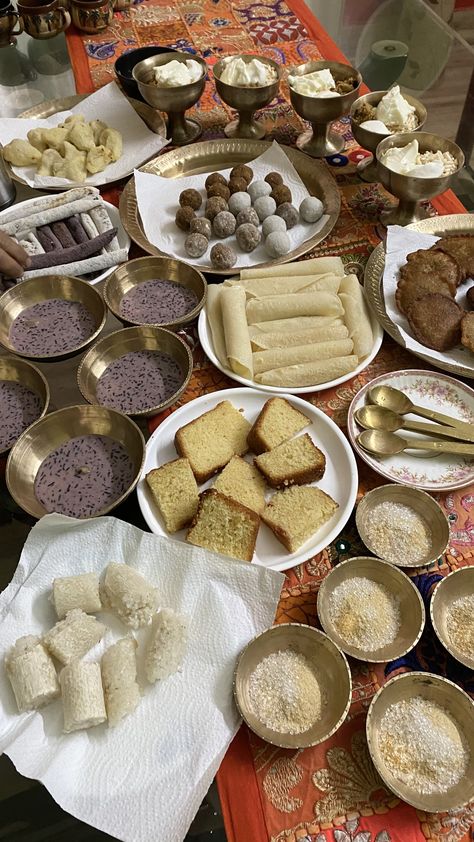 Assamese Bihu Photography, Magh Bihu Photo, Bihu Assam Aesthetic, Assamese Wedding Decoration, Assam Aesthetic, Assamese Recipes, Bangla Culture, Assamese Thali, Bihu Assam