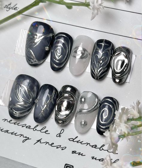 Trendy and sleek ATEEZ themed nails. ATEEZ logo can be removed upon request in personalization. Design will be replaced with something else that will still fit the vibe of the nail designs! PLEASE CONSIDER ORDERING A NAIL SIZING KIT FOR BEST FIT! Ateez Nail Inspiration, Ateez Concert Nails, Ateez Nails Ideas, Ateez Themed Nails, Ateez Nail Ideas, Kpop Nails Designs Ateez, P1harmony Nails Designs, Pierce The Veil Nails, Black Nails Elegant