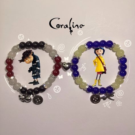 * Caroline and Wybie * matching Bracelet Available in Store #coraline #coralinejones #wybie #braceletsoftheday #bracelets #pulseiras #matchingbracelets #couplesbracelets #beadedbracelets #braceletsofinstagram #jewlerygram #coralineandwybie #wybielovat #timburton #explorepage #explorepage✨ #fyp #viral #coralineedit #coralinecosplay #laikastudios #laika #postsofinstagram #posts Caroline And Wybie, Coraline Bracelet, Coraline And Wybie, Coraline Aesthetic, Matching Couple Bracelets, Halloween Dance, Coraline Jones, Couple Bracelets, Matching Bracelet