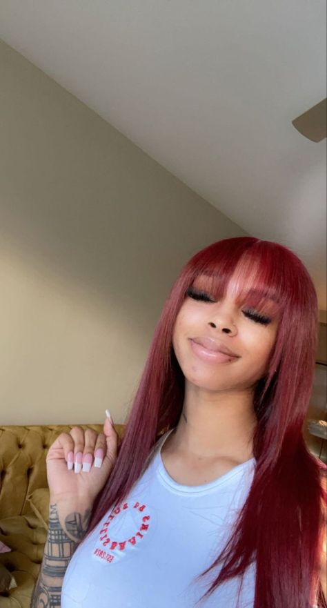 Burgundy Wig With Bangs Black Women, Burgundy Hair With Bangs Black Women, Red Bang Wig Black Women, Red Bob With Bangs Black Women, Red Wig With Bangs Black Women, Red Bang Wig, Red Bangs Black Hair, Burgundy Bangs, Burgundy Wig With Bangs