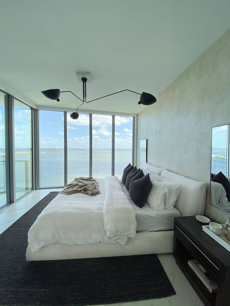 Condo Master Bedrooms Decor, Miami Bedroom Decor, Miami Condo Interiors Luxury, Miami Apartment Bedroom, Miami Condo Aesthetic, La Apartment Bedroom, Miami Bedroom Aesthetic, Condo Interior Design Bedroom, Modern Condo Bedroom