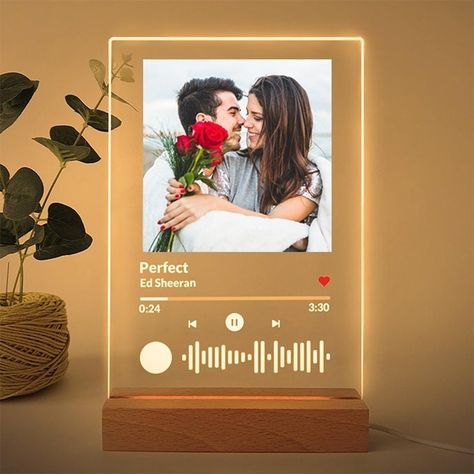 Personalized Music Plaque With Stand, Custom Album Cover Song Plaque, Anniversary Gift for Him, Couples Gift, Personalized gift by HandmyName on Etsy Nameplate Design, Music Lamp, Song Plaque, Music Plaque, Custom Album Covers, Clear Acrylic Sheet, Idee Cricut, Spotify Code, Girlfriend Christmas