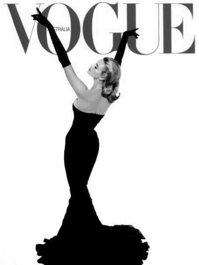 Plakat Design Inspiration, Vintage Vogue Covers, Editorial Vogue, Fashion Poster Design, Vogue Magazine Covers, Vogue Vintage, Fashion Magazine Cover, Vogue Covers, Trik Fotografi