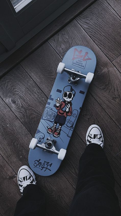 Skater Core, Skate Vibes, Skate Aesthetic, Skater Vibes, Skateboarding Tricks, Skateboard Aesthetic, Skateboard Deck Art, Skateboard Art Design, Seni Pop