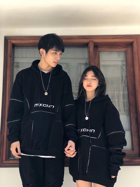 Korean Couple Outfits, Ootd Korean Style, Couple Fits, Traditional Dresses Designs, Bff Outfits, Cute Couple Drawings, Ulzzang Couple, Matching Couple Outfits, Korean Couple