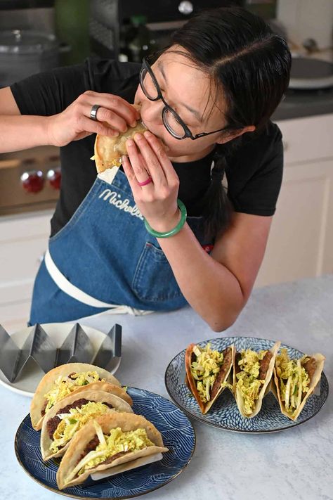 Dumpling Smash Tacos - Nom Nom Paleo® Paleo Dumplings, Smash Tacos, Fried Tacos, Clean Foods, Pork Dumpling, Nom Nom Paleo, Clean Recipes, Dumplings, Meatballs