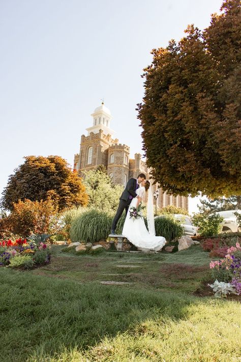 Logan Utah Temple, Temple Wedding Photos, Logan Utah, Utah Bride, Temple Wedding, Lds Temple, Groom Photos, Bride And Groom Photos, Wedding Poses