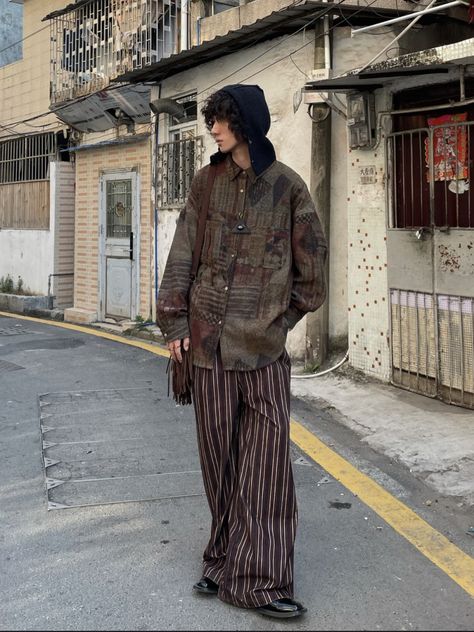 Masc Fashion, Outfits Hombre, Cool Fits, Hippie Outfits, How To Pose, 가을 패션, Mode Inspiration, Aesthetic Outfits, Look Cool