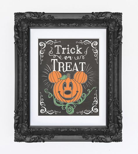 Pumpkin Halloween Art, Pumpkin Chalkboard, Fall Chalkboard Art, Halloween Chalkboard Art, Fall Chalkboard, Halloween Chalkboard, Chalkboard Print, Mickey Pumpkin, Disney Print