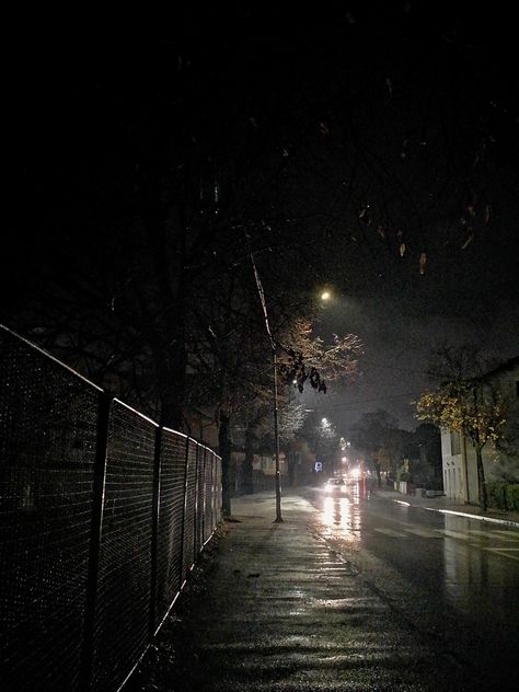 Autumn night rain idk Small Town At Night Aesthetic, Walking In The Rain At Night, Raining Street Night, Aesthetic Town Pictures, Rainy Street Night Aesthetic, Rainy Small Town Aesthetic, Street Night Pics, Down Town Pictures, Walking Street Aesthetic