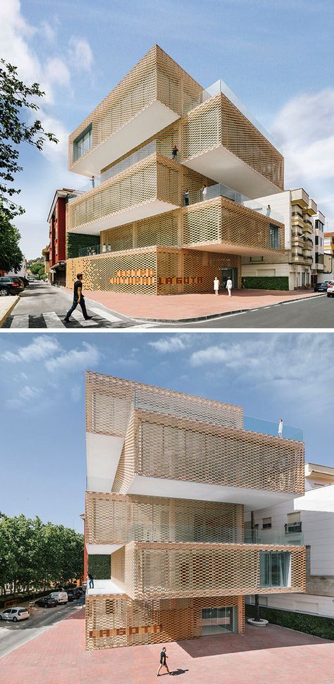 To represent the brick facades of the traditional brick builds that were used to dry tobacco, the exterior of the La Gota Cultural Center and Tobacco Museum in Navalmoral de la Mata, Spain, has been covered in a flexible ceramic that allows natural light into the building. Culture Center, Nouveau Architecture, Modern Architects, Zaha Hadid Architects, Brick Facade, Museum Architecture, Brick Building, Project Inspiration, Cultural Center