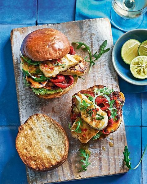 Slices of halloumi and sweet potato are marinated, grilled and placed in burger buns spread with a generous amount of smashed avocado. That's vegetari Sweet Potato Burgers, Vegetarian Burger, Smashed Avocado, Delicious Magazine, Mashed Avocado, Burger Buns, Avocado Recipes, Burger Recipes, Meat Free