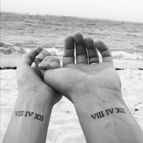 Couples tattoo with wedding date. This would be the only tattoo id ever get but placement would be somewhere else because of my career choice Ehe Tattoo, Wedding Date Tattoos, Married Couple Tattoos, Couple Tat, Tattoo Placements, Roman Numeral Tattoos, Date Tattoos, Парные Тату, Matching Couple Tattoos