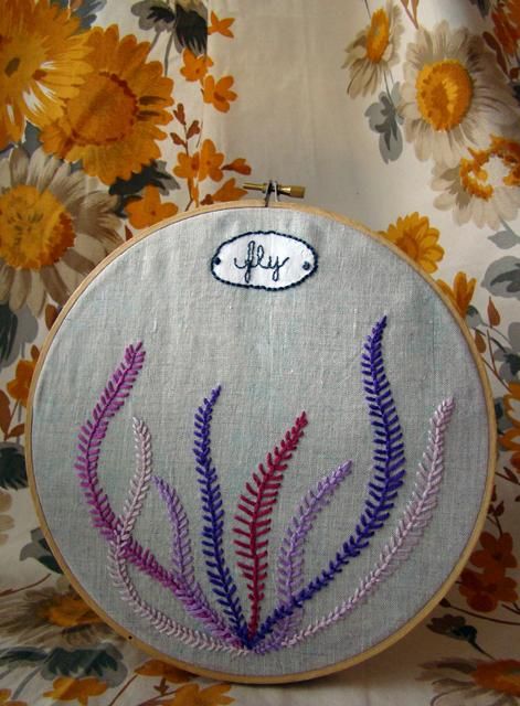 Easy Embroidery Stitches, Back Stitch Embroidery, Fly Stitch, Broderie Simple, Birds Embroidery Designs, Feather Stitch, Cross Stitch Thread, Easy Embroidery, Hand Embroidery Patterns Flowers