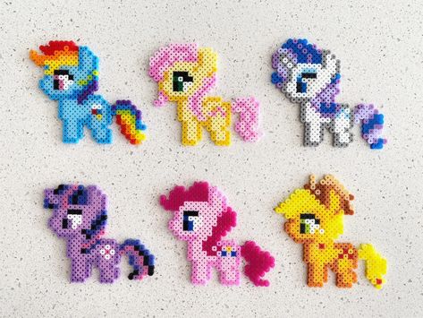 Perler Bead Patterns 5mm, 15 X 15 Perler Beads, Perler Bead Disney Characters, Perler Beads Ideas Small Minecraft, Fluttershy Perler Beads, Perler Bead Mini Patterns, Big Perler Bead Patterns Design, Perler Bead Mobile, Iron Bead Designs