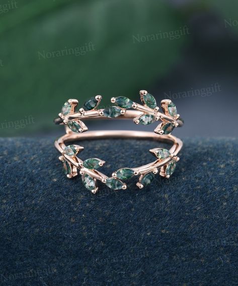 Marquise cut Moss Agate Enhancer wedding band vintage rose gold wedding ring Leaf Branch band Bridal ring Antique Matching Dainty Band -----Ring Information----- +Stones: Moss Agate Shape & Cut: 3*1.5mm Marquise cut Approx weight: 0.55ctw Metal : Solid 14k/18k yellow gold white gold or rose gold, other metal or gemstones, please contact me! Click on the "Pin It" icon if you like this item, Thanks so much! Ring Size All rings are standard CA/US size, 3-9US can be selected from the drop-down menu. Forest Wedding Rings, Forest Wedding Ring, Vintage Rose Gold Wedding Ring, Vintage Wedding Rings Rose Gold, Wedding Band Vintage, Rose Gold Wedding Ring, Enhancer Wedding Band, Dainty Band, Vintage Rose Gold