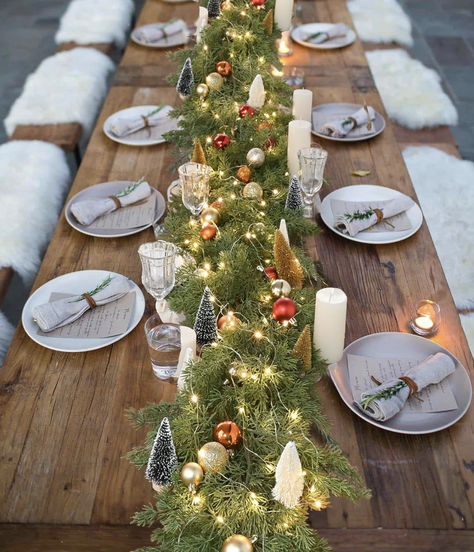 Christmas Decor Pine Table Runner, Christmas Garland Table Runner, Spruce Garland, Table Runner Centerpiece, Fireplace Table, Mantel Fireplace, Solid Wire, Pine Table, Greenery Garland