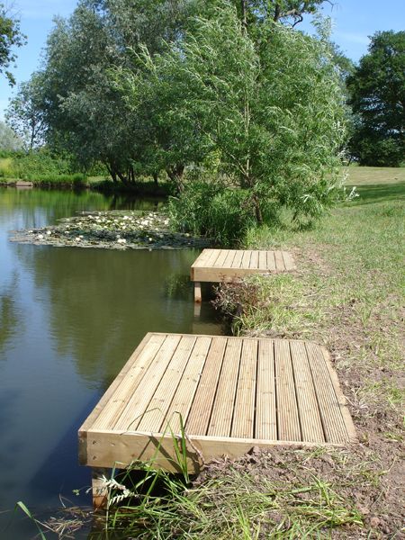 Pond Dock, Diy Dock, Fishing Platform, Lake Landscaping, Kolam Koi, Farm Pond, Fishing Dock, Lake Dock, Backyard Pond